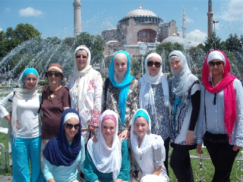 Muslim Girls visit Istanbul – EMU Youth Progrmme 2010